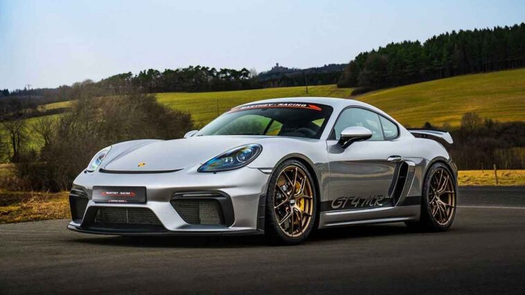 Porsche Cayman GT4 by Manthey Racing