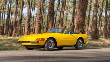 Ferrari 365 GTS/4 Daytona