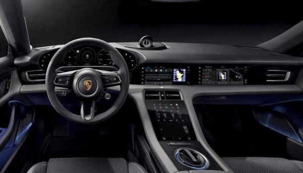 Porsche Communication Management