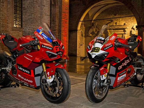 Ducati Panigale V4 2022 World Champion Replica