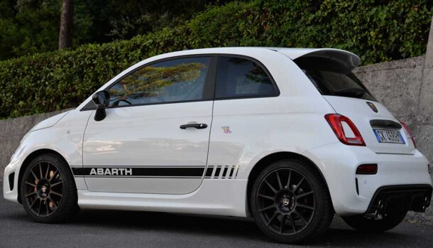 Abarth 695 Competizione