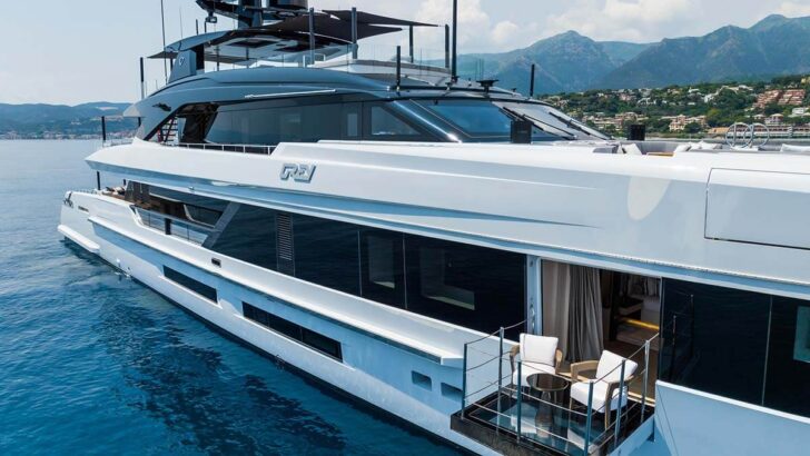 M/Y GREY Tankoa Yachts