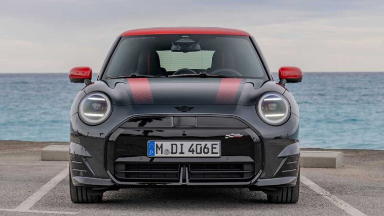 MINI Cooper SE JCW