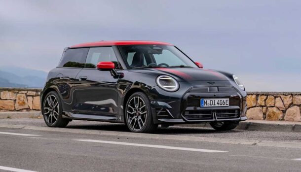 MINI Cooper SE JCW