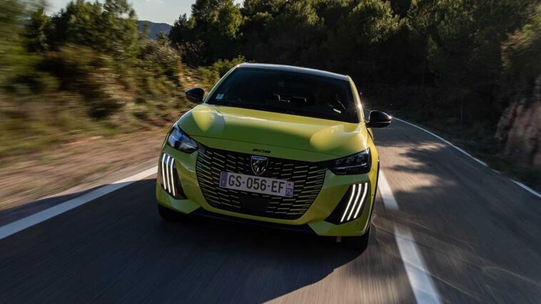 Nuova Peugeot 208