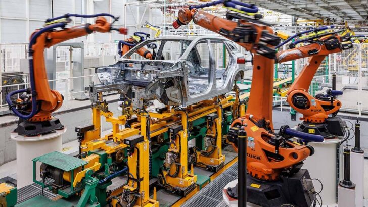 Re-Industry Renault Group