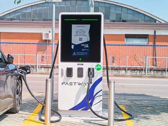 FastWay: le infrastrutture futuro della mobilità elettrica