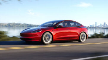 Tesla Model 3 2024 - Auto elettrica più venduta in Italia nel 2023