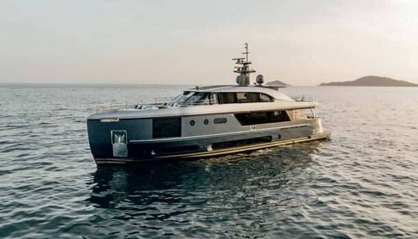 Azimut Magellano M30