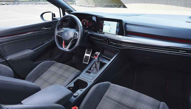 Volkswagen Golf GTI MT Ultimate
