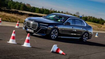 BMW: formazione su misura per i conducenti di veicoli blindati