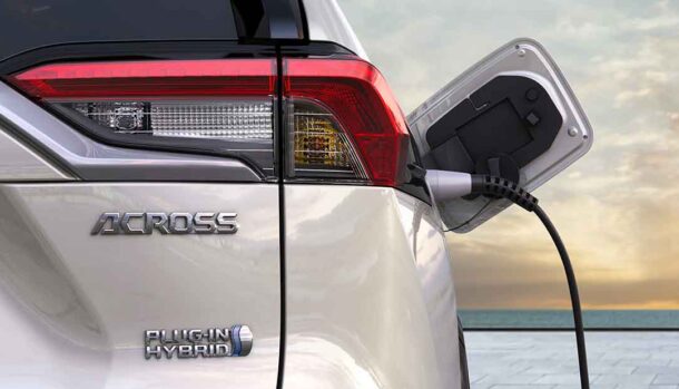 Suzuki ACROSS Plug-in