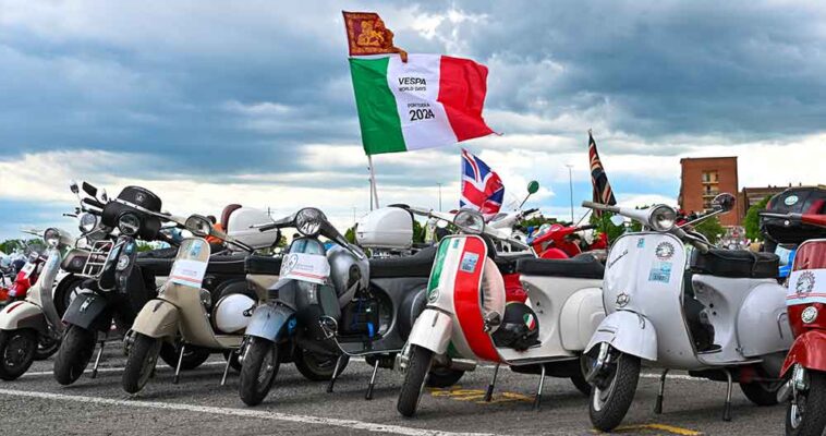 Vespa World Days '24