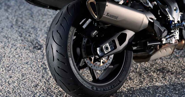 Metzeler Roadtec 02