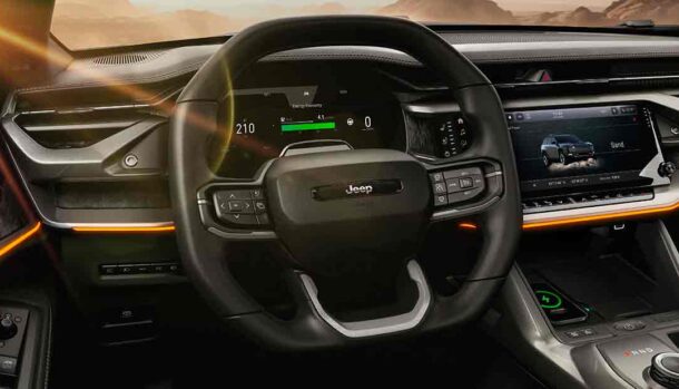 Jeep Wagoneer S Trailhawk