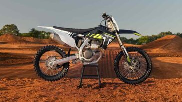 Triumph TF 250-X