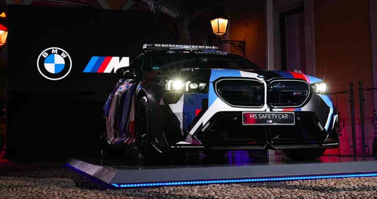 Moto GP: BMW M5 official safety car