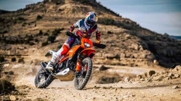 KTM presenta le nuove 125 e 390 ENDURO R 2025