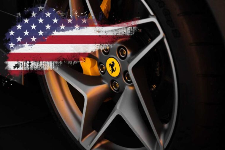 Cerchio con logo Ferrari e una bandiera americana
