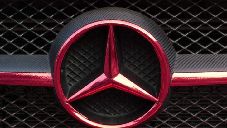 Il logo Mercedes