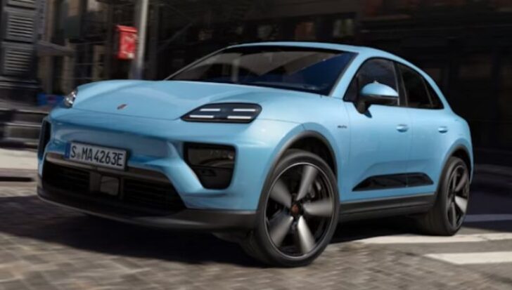 La Porsche Macan in strada