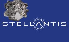 Il logo Stellantis e il disegno di un motore