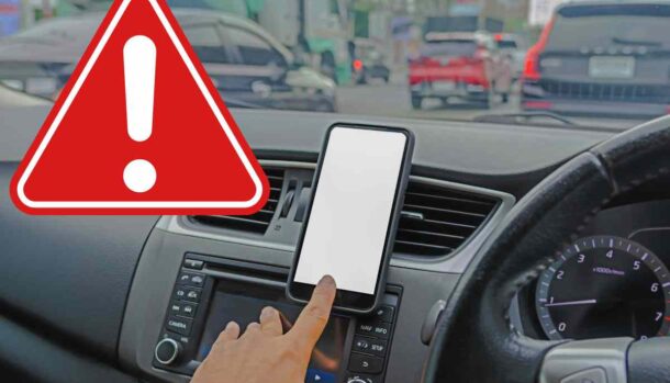 auto telefono posato