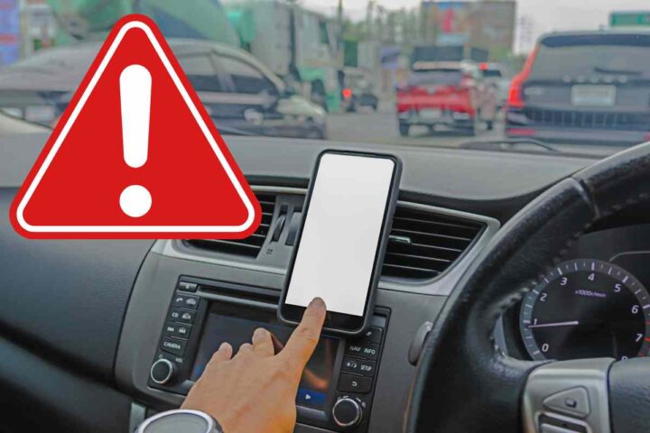 auto telefono posato