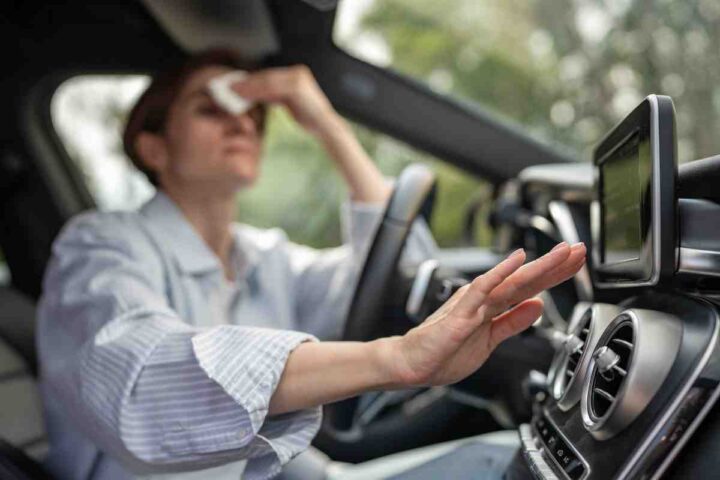 auto caldo aria condizionata