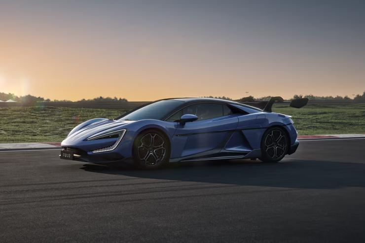 BYD Yangwang U9 novità supercar