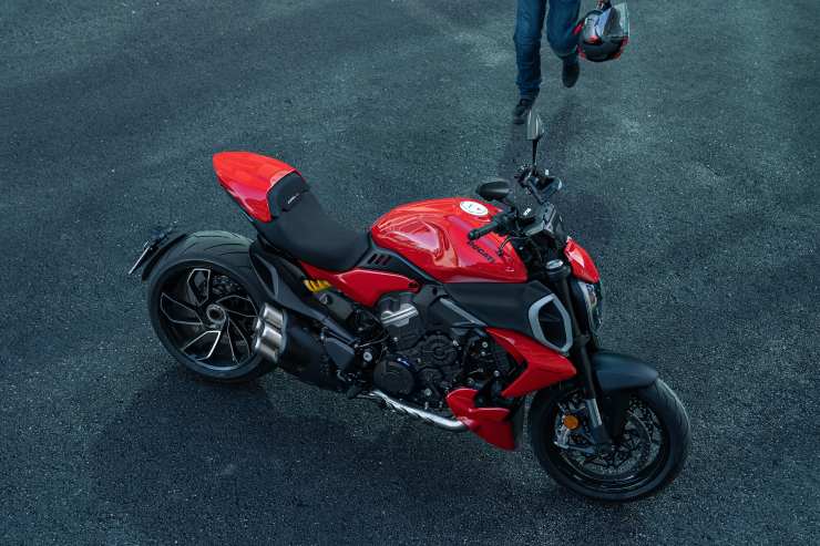 Ducati Diavel moto novità occasione