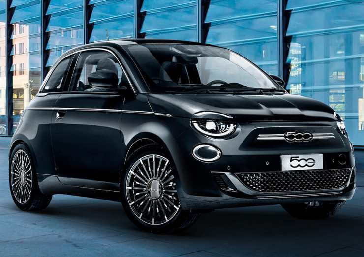 FIAT 500e novità auto elettrica
