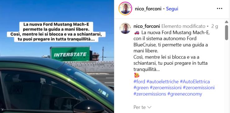 Ford Mustang problemi guida mani