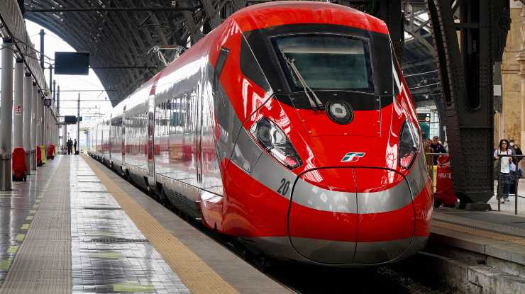 Frecciarossa problemi treni cancellati