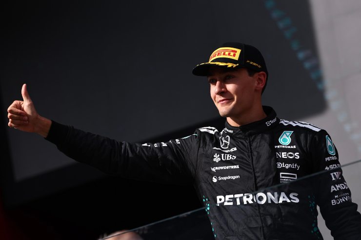 Russell Mercedes Hamilton Wolff F1 Ferrari