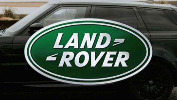 Land Rover Defender Churchill Edition