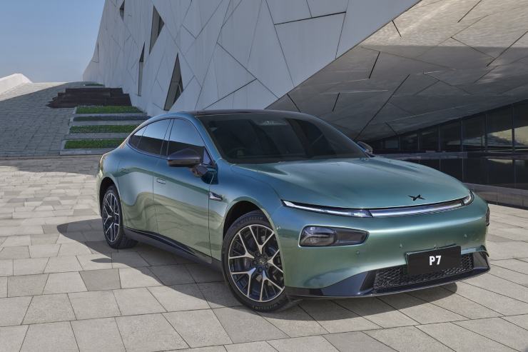 Xpeng P7 auto novità Cina Tesla