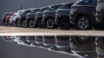 Mercato auto sempre più in crisi