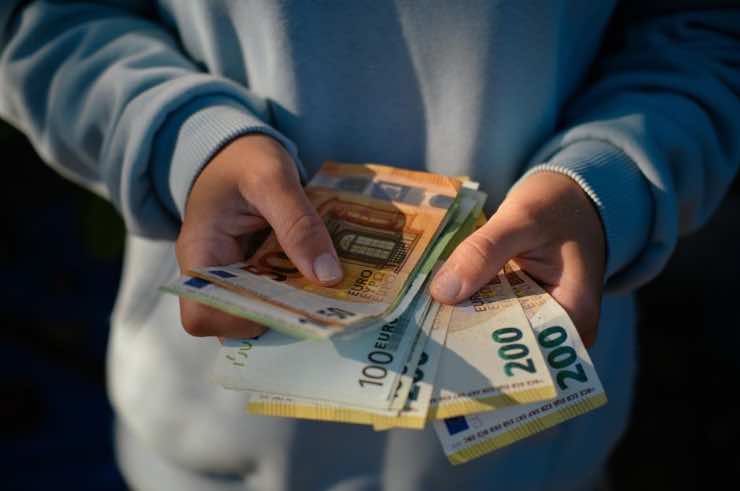 Banconote cosa fare per difendersi