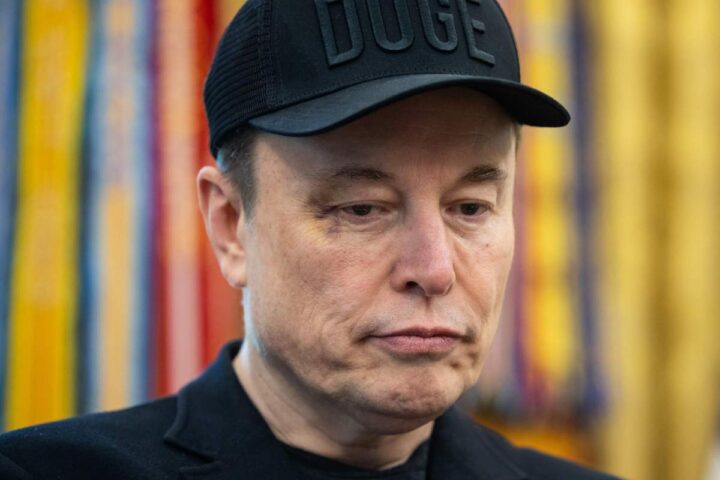 Primo piano di Elon Musk