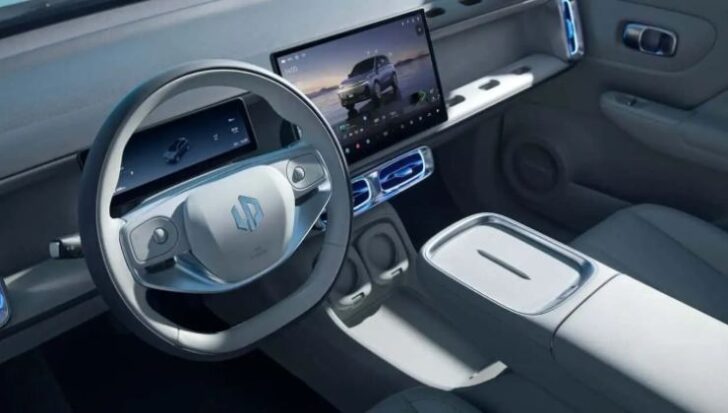 L'abitacolo della nuova Leapmotor B10