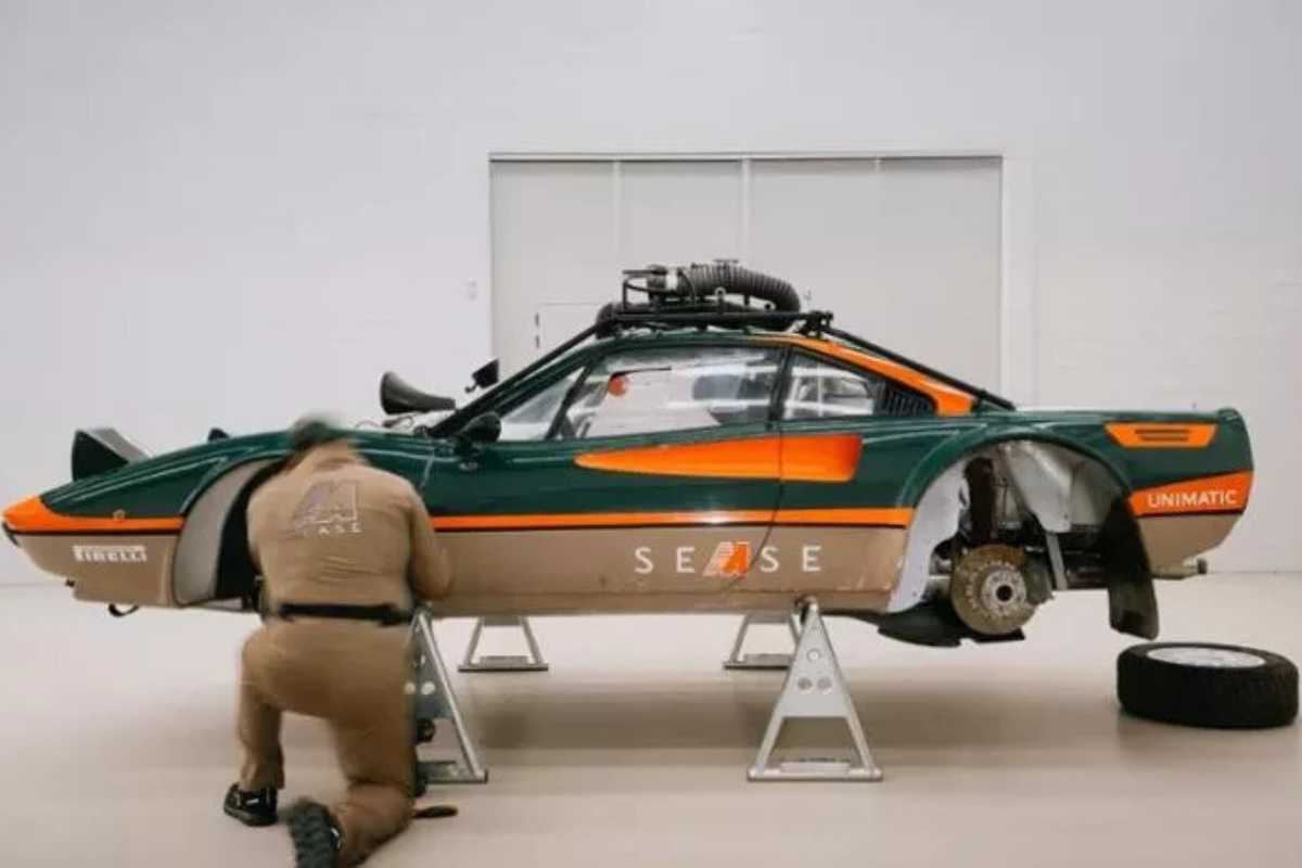 La trasformazione della Ferrari 308