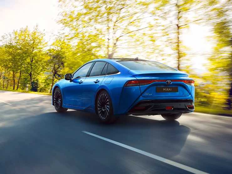 Toyota Mirai diesel sostituito dall'idrogeno