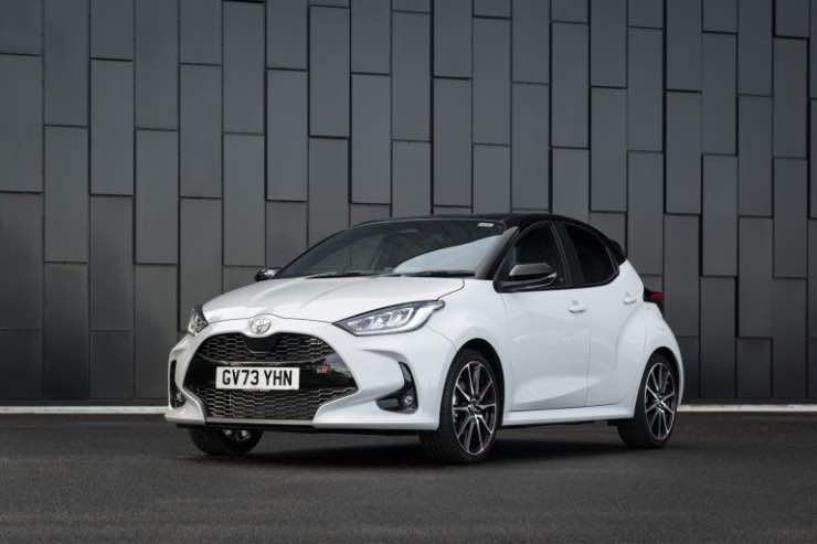 Toyota Yaris fino a 8.000 euro di sconto