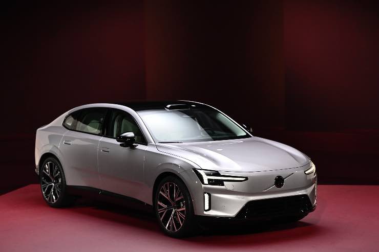 Volvo elettrica parla il CEO Samuelsson