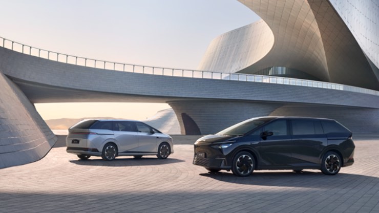 Xpeng X9 con tecnologia Super Electric