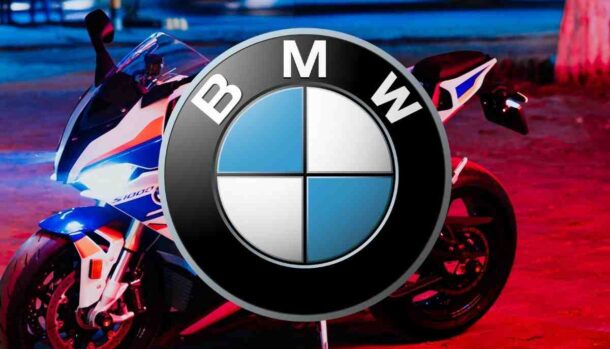 BMW F 900 R moto novità