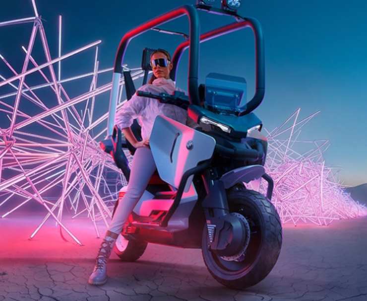 BMW Vision CE scooter