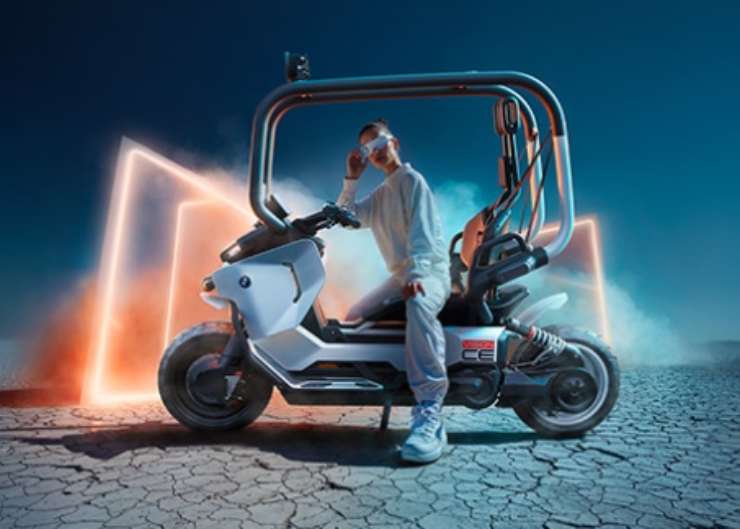 BMW Vision CE scooter elettrico