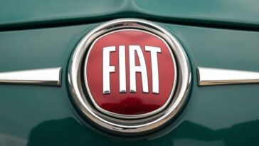 Finalmente un'auto sotto i 10.000 euro e non è una qualunque: la FIAT più glamour di sempre è un super promo